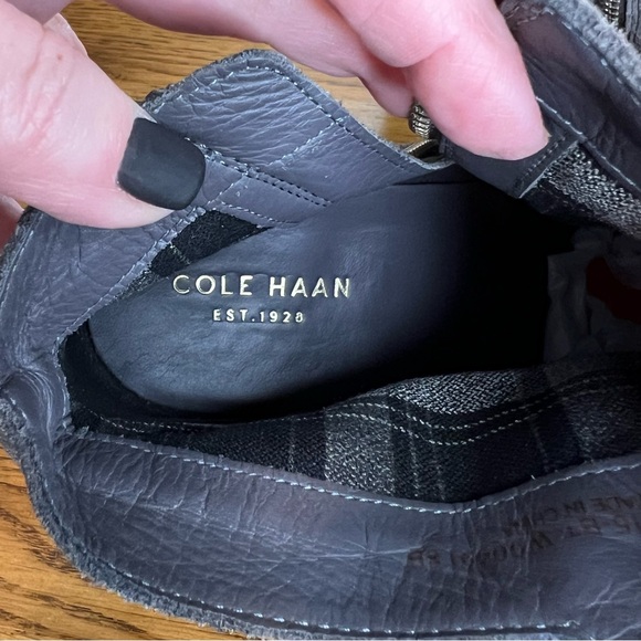⭐️ Cole Haan Minna Suede Buckle Gray Ankle Boots Booties Block Heel Size 8 B - Picture 11 of 12